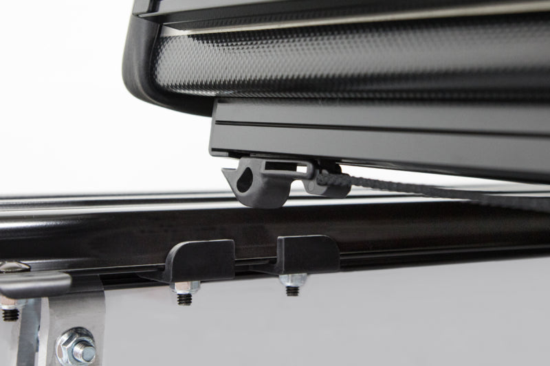 Access LOMAX Tri-Fold Cover 17-26 Ford Super Duty F-250/F-350/F-450 - 6ft 8in Standard Bed
