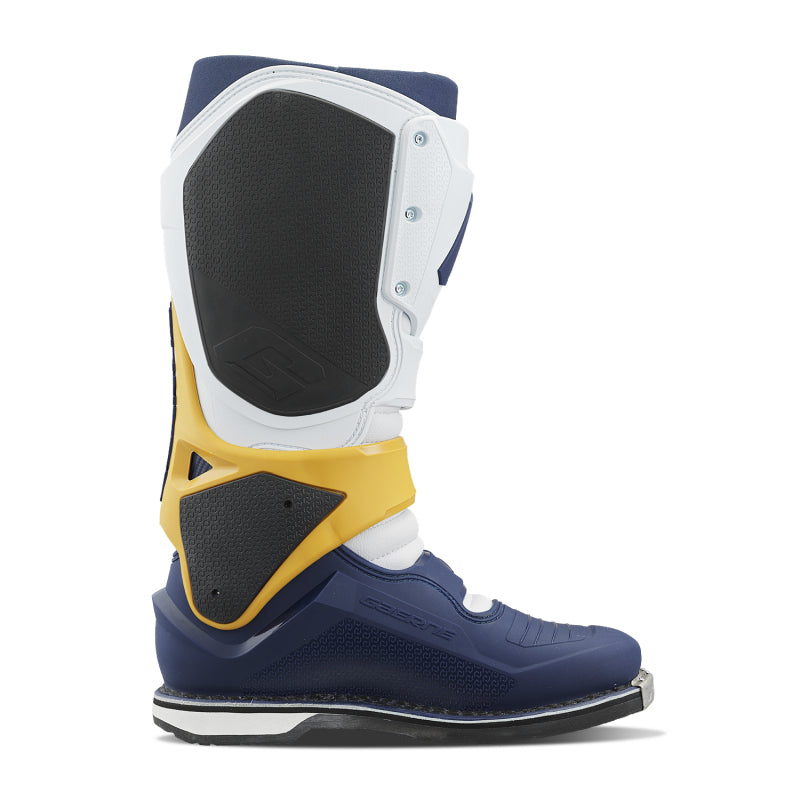 Gaerne SG22 Boot Squadron Size - 12