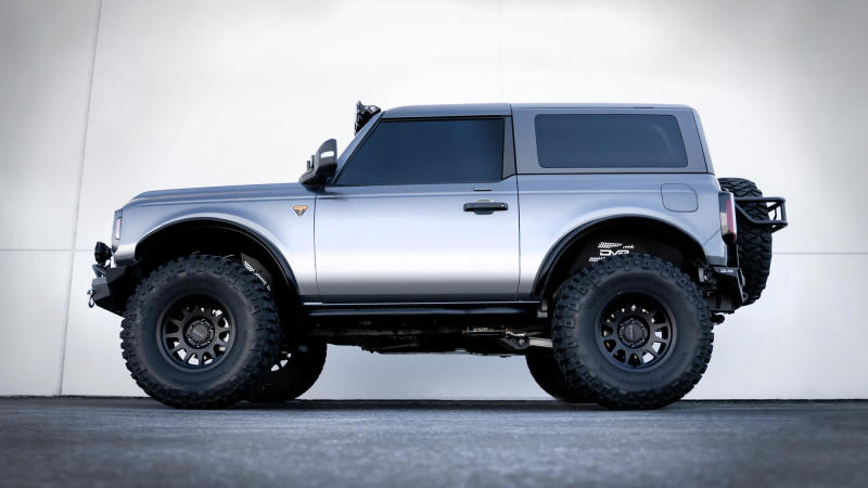 DV8 Offroad 21-23 Ford Bronco OE Plus 2-Door Side Steps