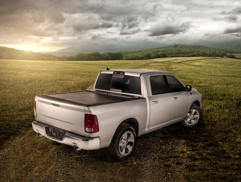 Roll-N-Lock 2009 Dodge Ram 1500 SB 76in M-Series Retractable Tonneau Cover